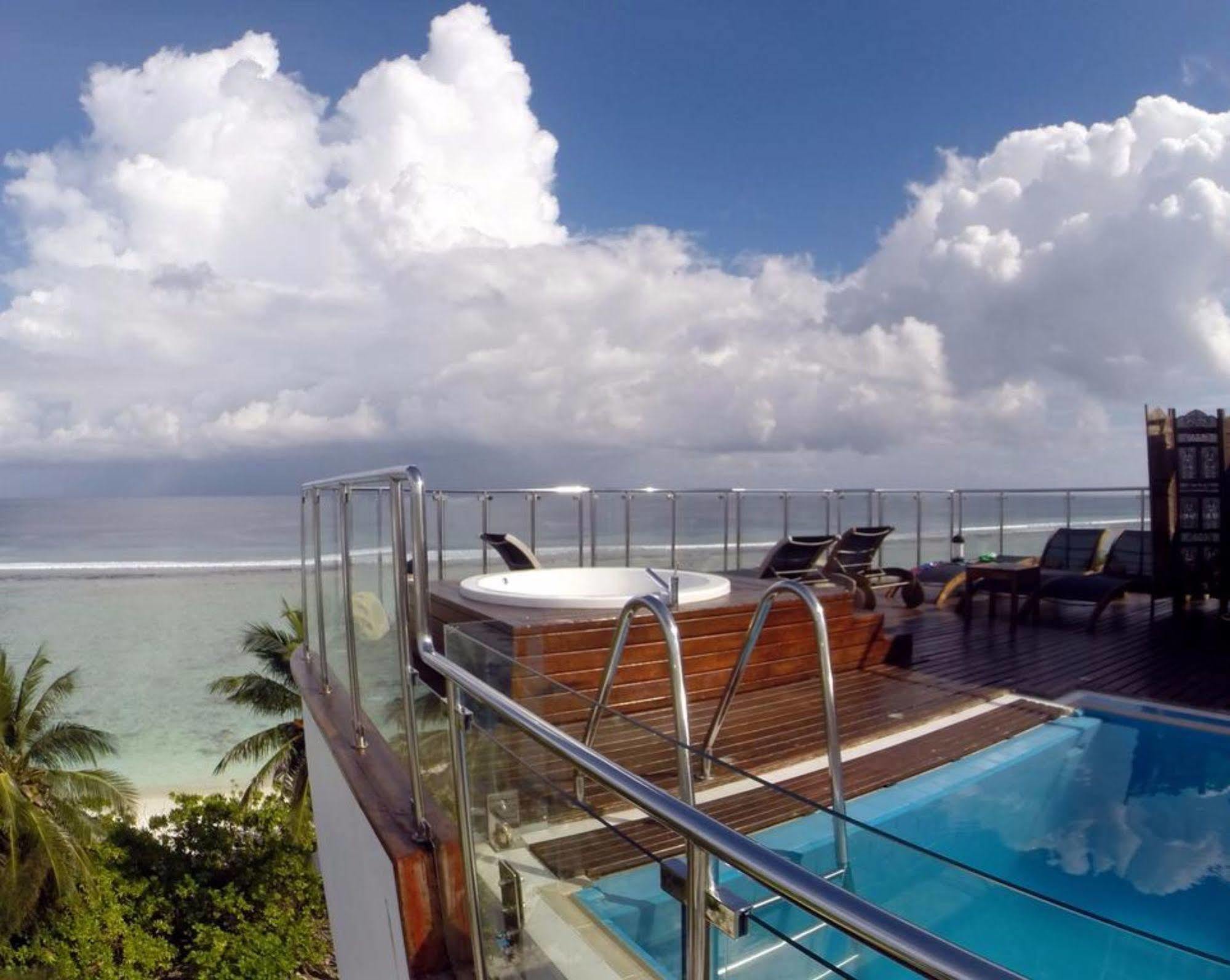 Airport Beach Hotel Hulhumale Luaran gambar